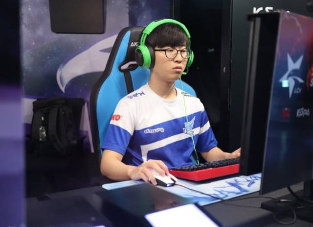 续的努力 续的努力