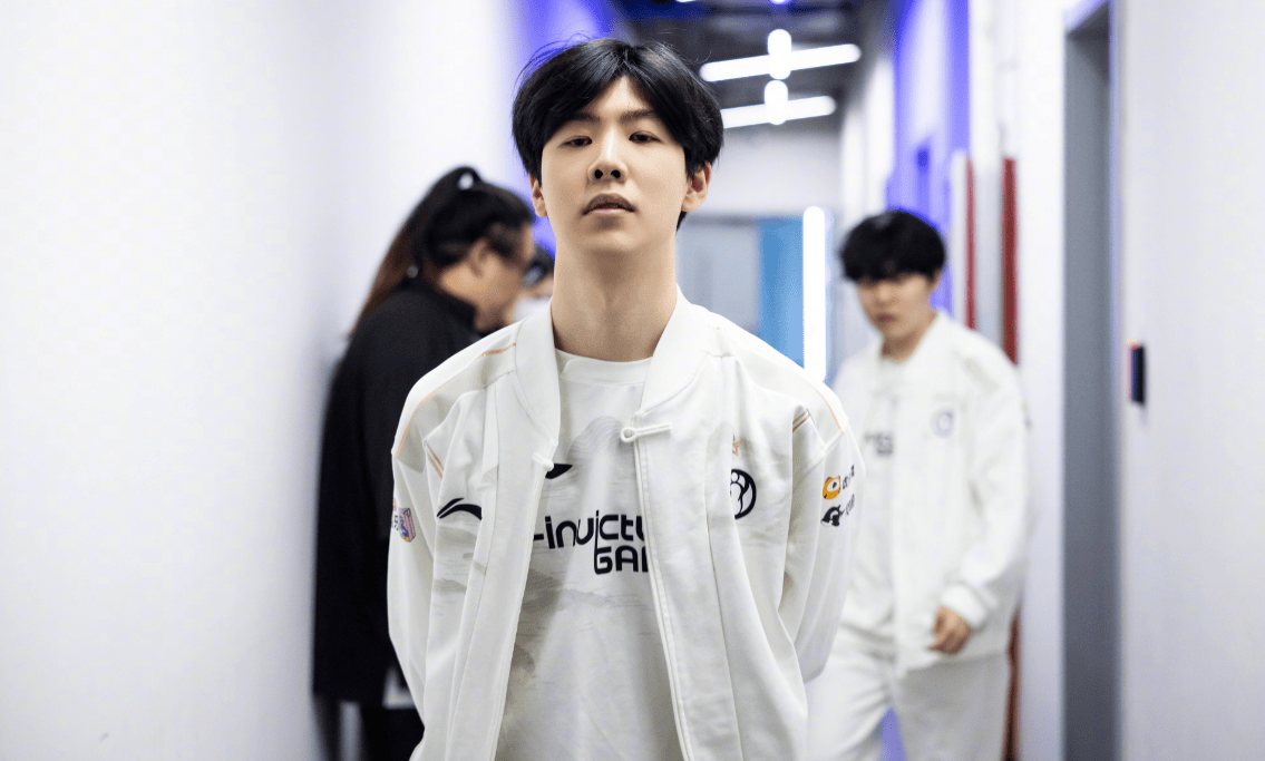 他们在小组 他们在小组